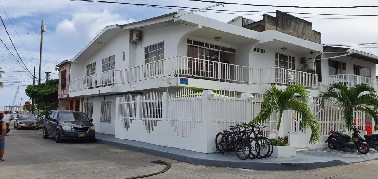 Posada Turistica Colors Of The Sea San Andres  Exterior photo